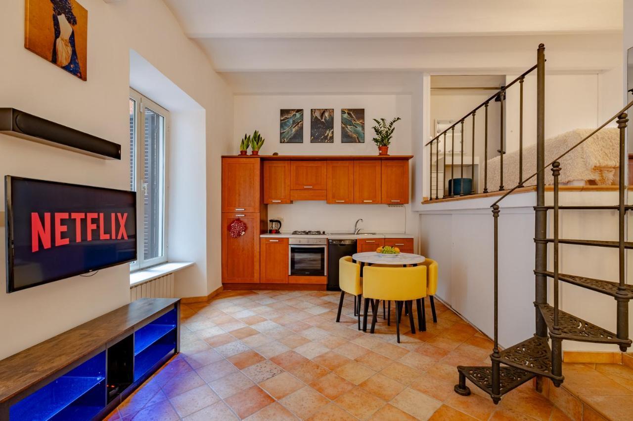 Apartment Vatican Garden *