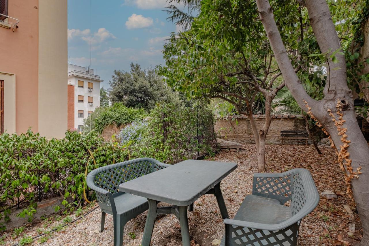 Apartment Vatican Garden Rome