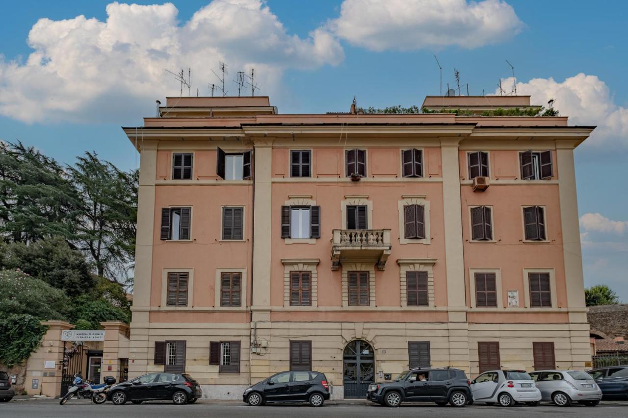 Apartment Vatican Garden Rome